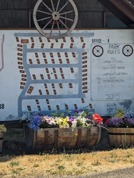 Wagon Wheel Mobile Park Picture 3