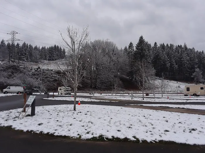 Little Creek RV Park Picture 4