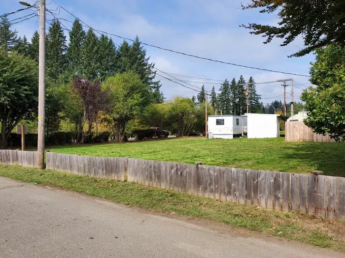 Peninsula Pines Mobile Home & RV Park Picture 7