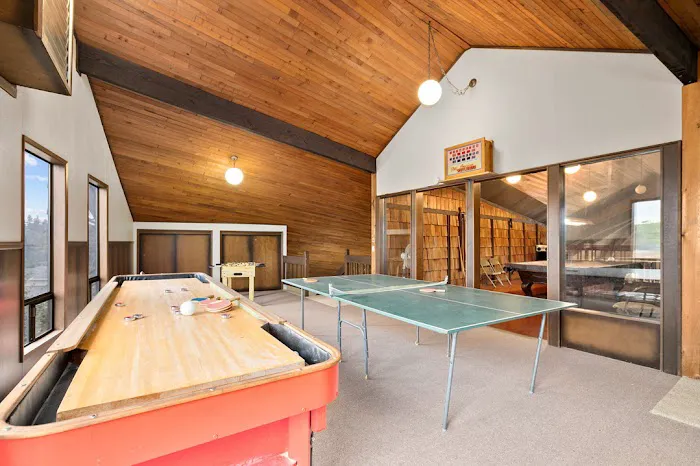 Heather Hills Picture 4