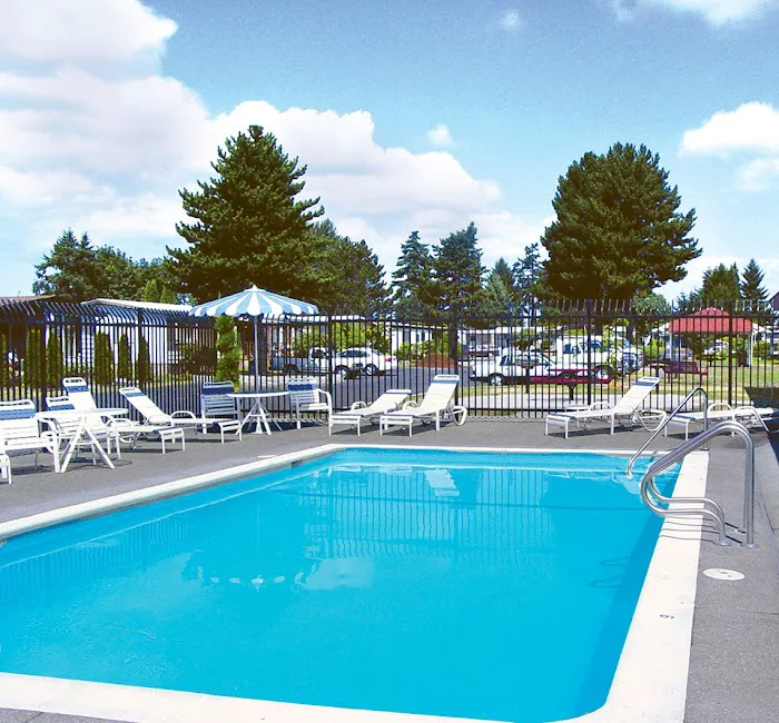 Auburn Manor Mobile Home Community Picture 4