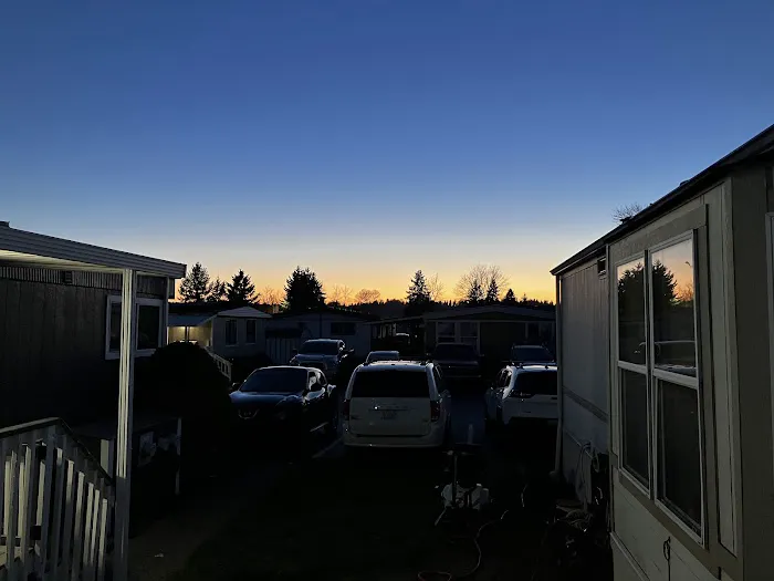 Auburn Manor Mobile Home Community Picture 8