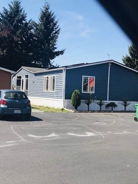 Auburn Manor Mobile Home Community Picture 9