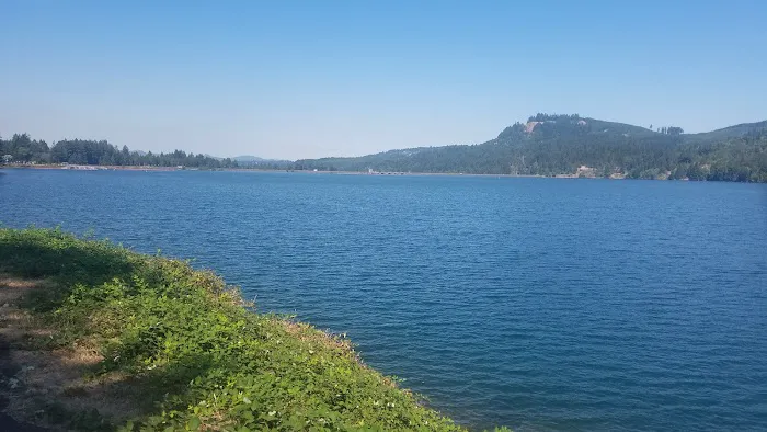 Foster Lake RV Resort Picture 2