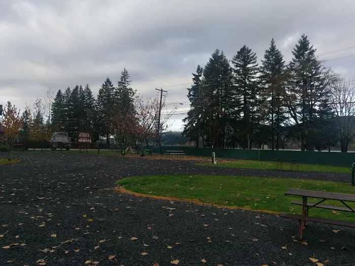 Foster Lake RV Resort Picture 4