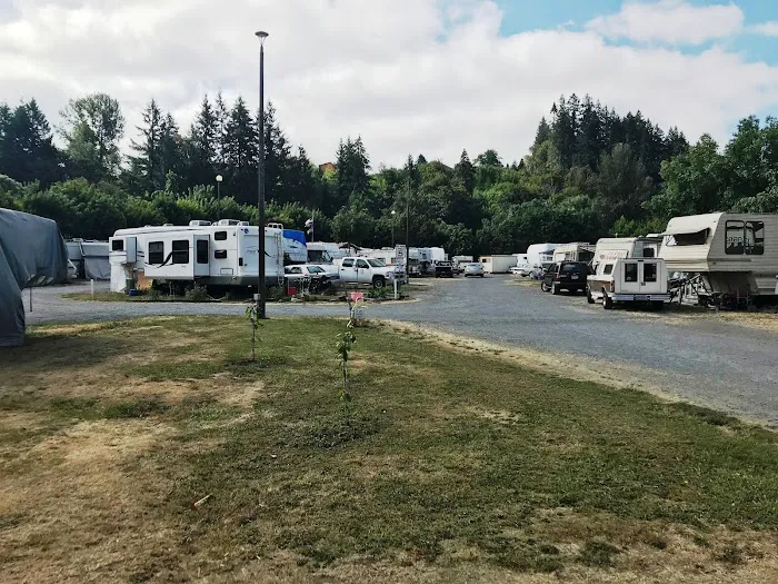 Country Star RV Park Picture 8