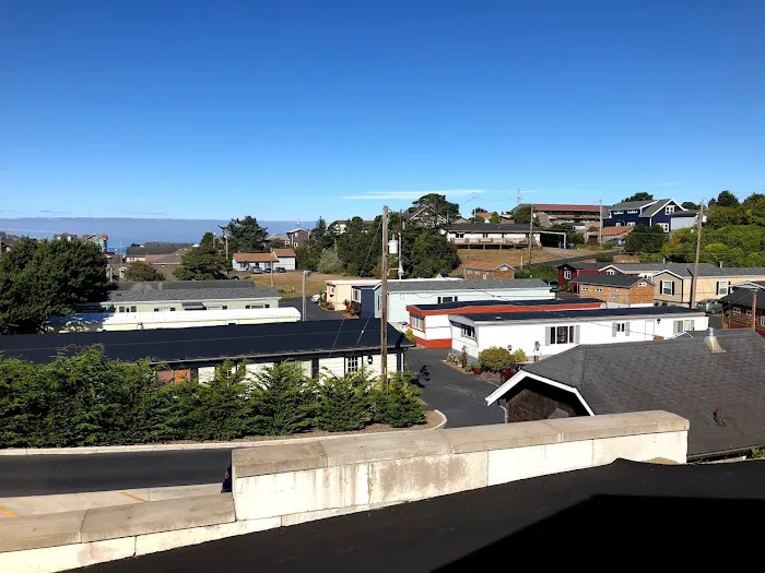 Surfside Community Picture 5