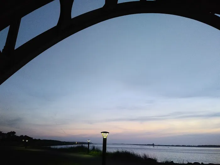 Port of Newport RV Park & Marina - South Beach Picture 5