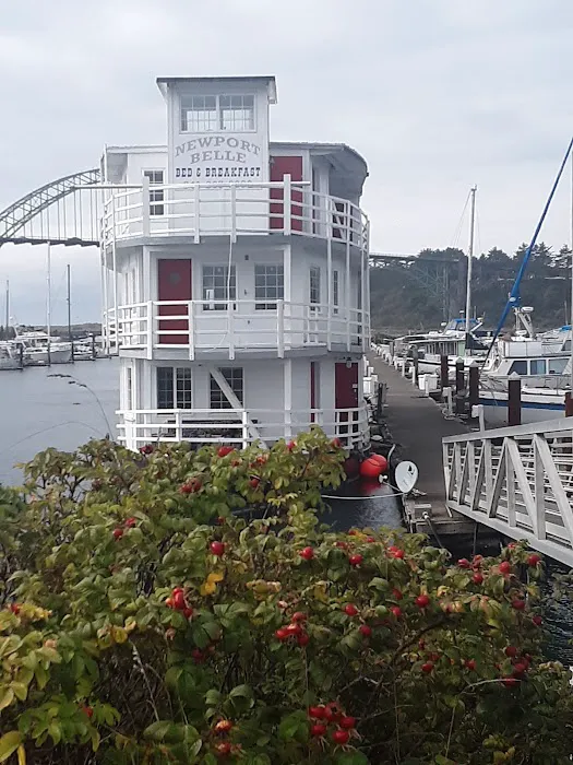 Port of Newport RV Park & Marina - South Beach Picture 7