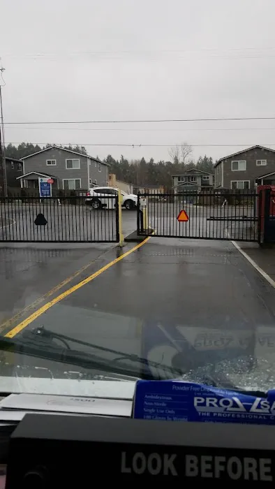 Twin Cedars Picture 2