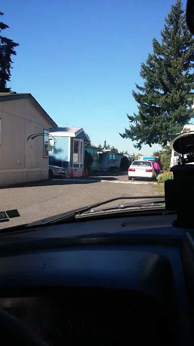 Charwood Park Picture 1