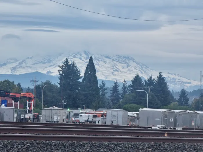 Auburn Park Picture 8