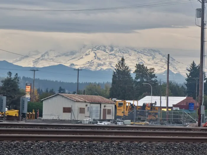 Auburn Park Picture 6