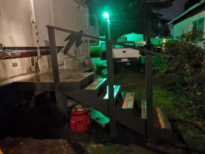 Ravensdale Trailer Park Picture 3