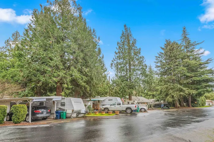 Skylark Village Estates I Picture 5