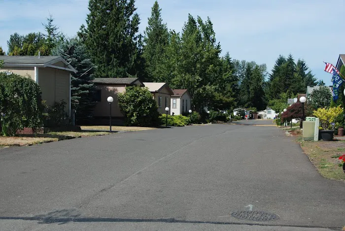 Auburn Hills Mobile Home Community Picture 4