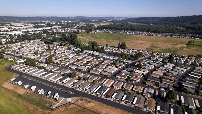 River Mobile Estates Picture 3