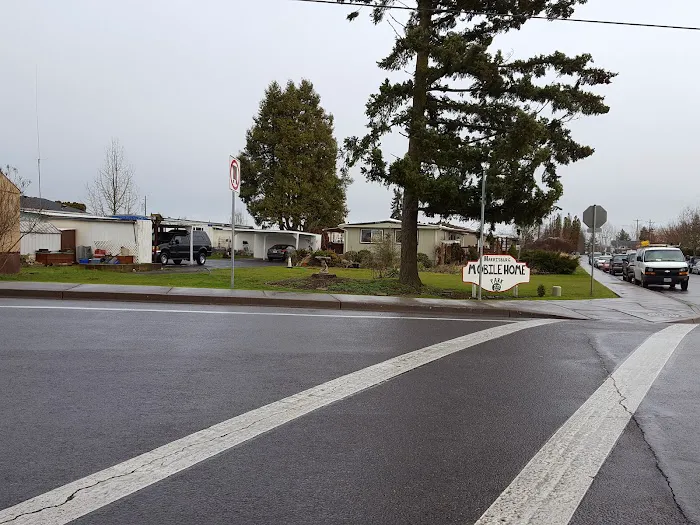 Harrisburg Mobile Home Park Picture 4