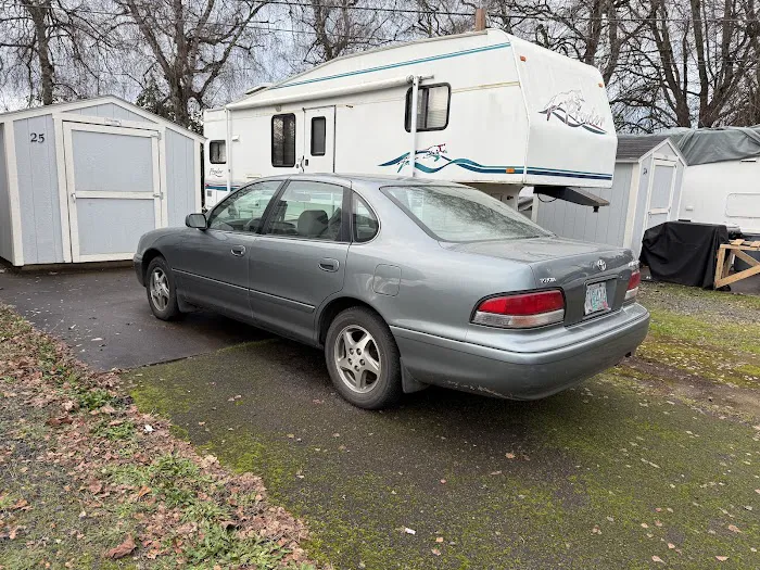 Harwoods Mobile Manor Picture 1