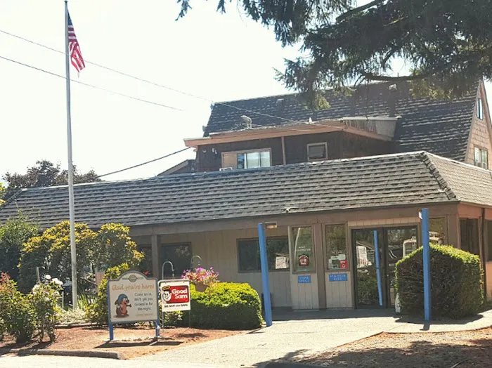 Eugene Kamping World Picture 4