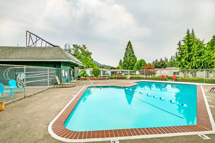 Chalet Village Picture 2