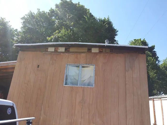 Country Manor Mobile Home Park Picture 4