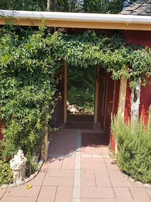 Golden Bell Manufactured Home Community Picture 8