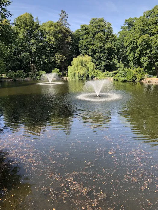 Camelot Square Picture 7