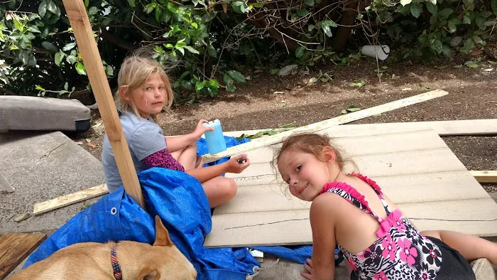 Rosewood Mobile Home Park Picture 10