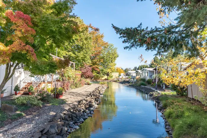 Lakewood Vista, 55+ Lifestyle Manufactured Home Community Picture 6