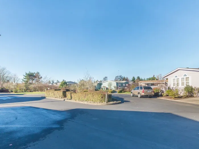 Fairview Mobile Home Court Picture 4