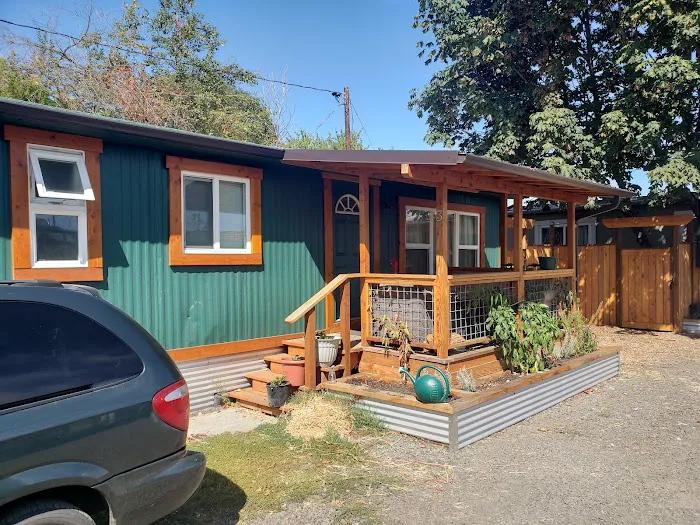 Camellia Park Picture 2