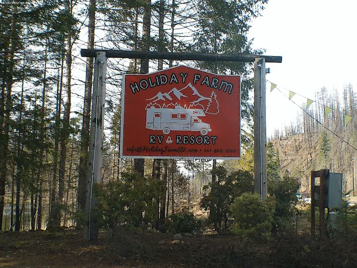 Holiday Farm RV Resort Picture 9