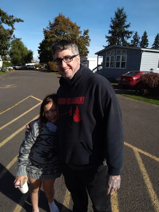 Riverwood Mobile Home Park Picture 11