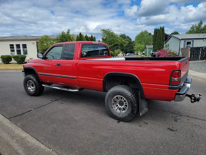 Creswell Court Residential Community Picture 7