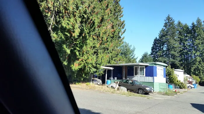 Cedar Mobile Manor Park Picture 1