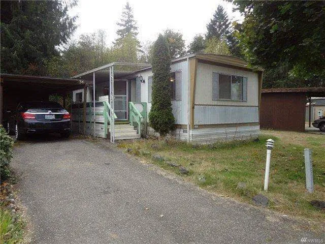 Cedar Mobile Manor Park Picture 5