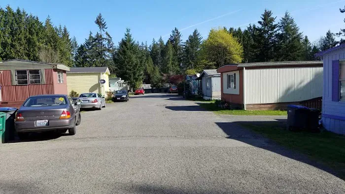 Heritage Mobile Home Park Picture 7