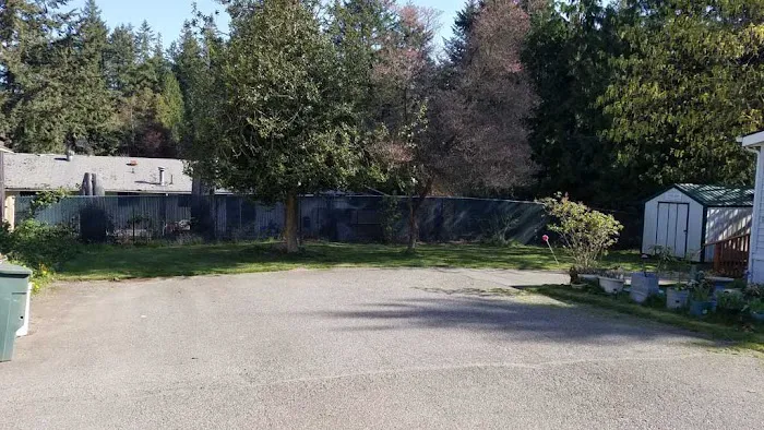 Heritage Mobile Home Park Picture 9