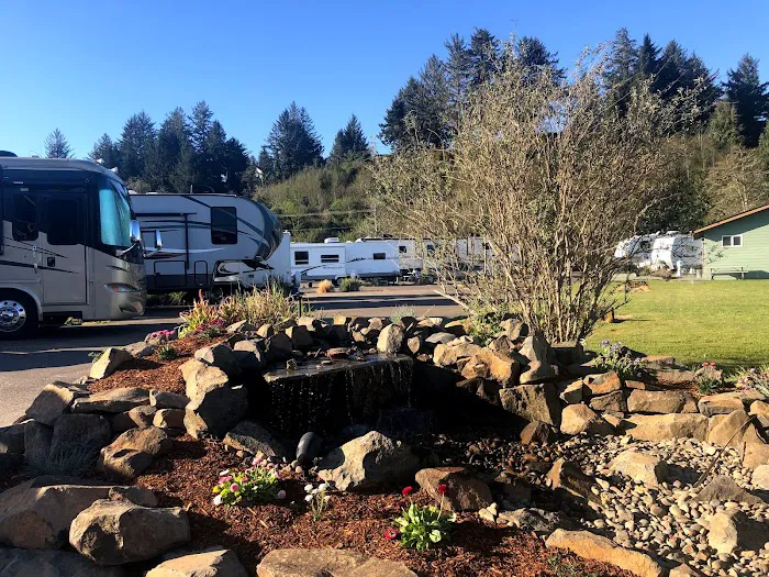 McKinley's Marina & RV Park Picture 8