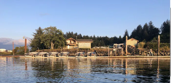 McKinley's Marina & RV Park Picture 6