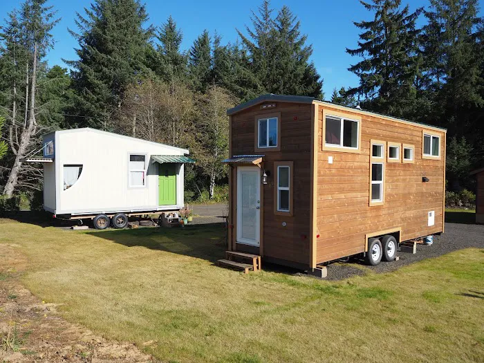 Tiny Tranquility | Tiny House & Vintage RV Park Picture 7