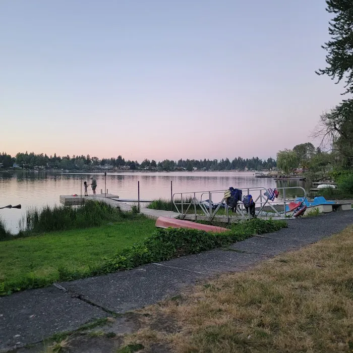 Angle Lake RV Park Picture 9