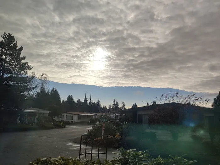 Leisure Estates Mobile Home Park Picture 6