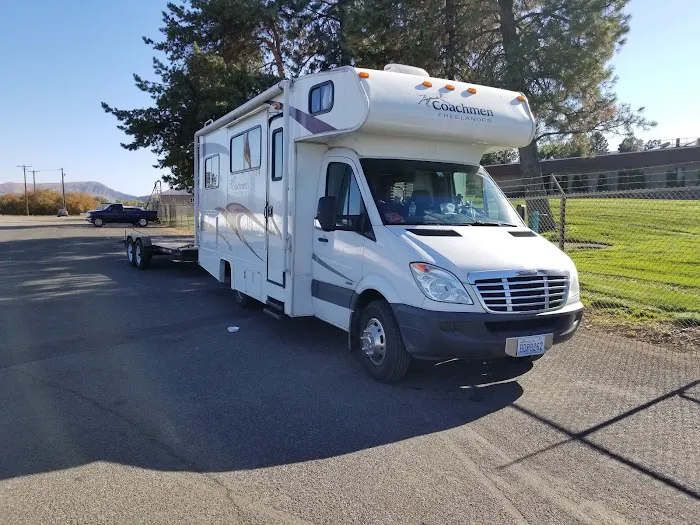 Issaquah Village RV Park Picture 4