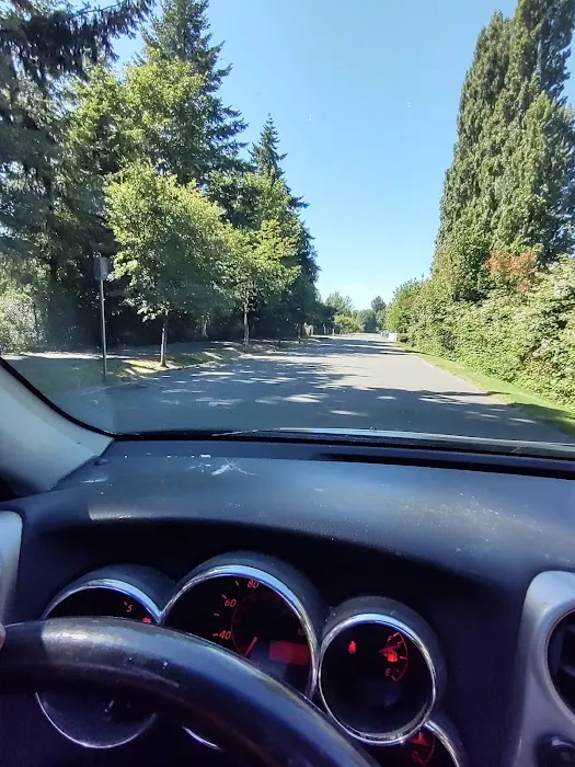 Issaquah Village RV Park Picture 7