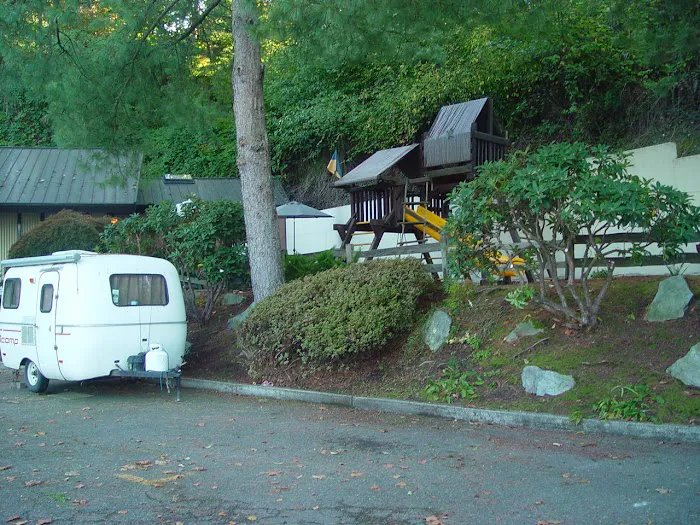 Trailer Inns RV Park - Bellevue Picture 9