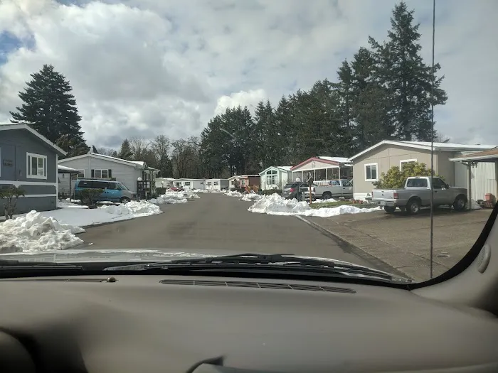 Riverstone Mobile Home Park Picture 3