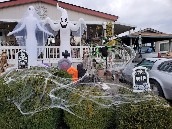 Riverstone Mobile Home Park Picture 6