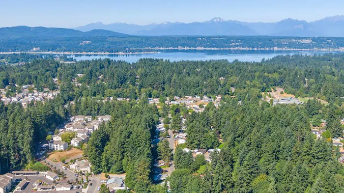 Camelot Estates Picture 4